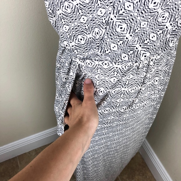 $20 Sale☀️ Anthropologie Jumpsuit - Picture 4 of 7